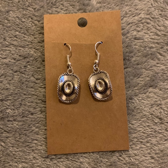 Cowboy hat earrings - Picture 1 of 3